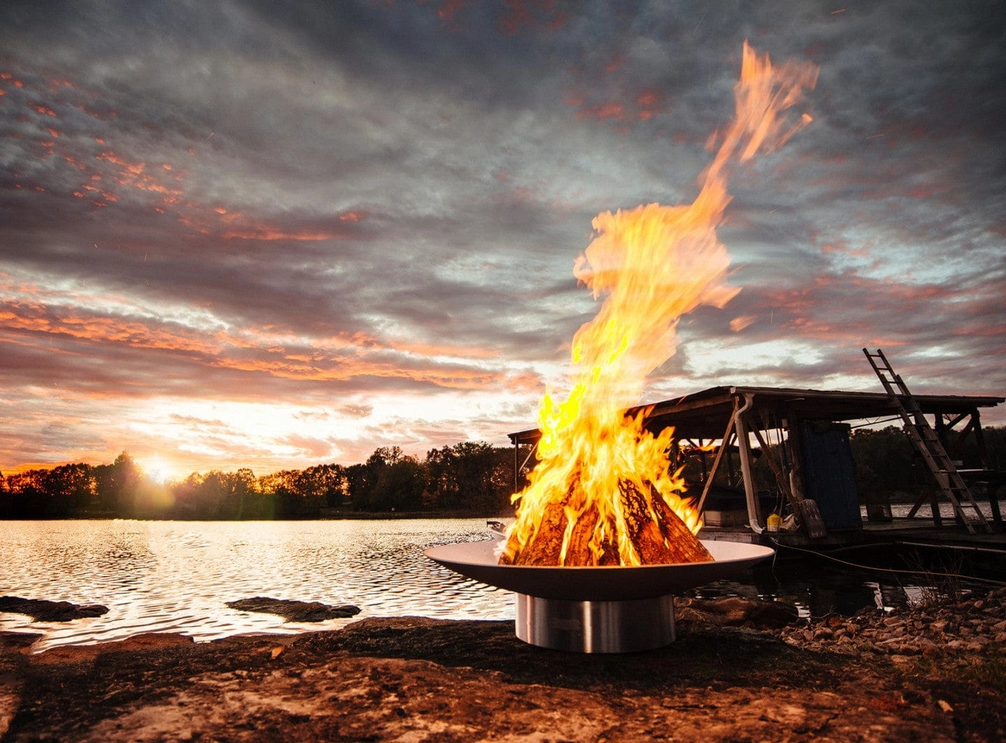 Fire Pit Art Bella Vita 70-inch Wood Burning Fire Pit - BV70