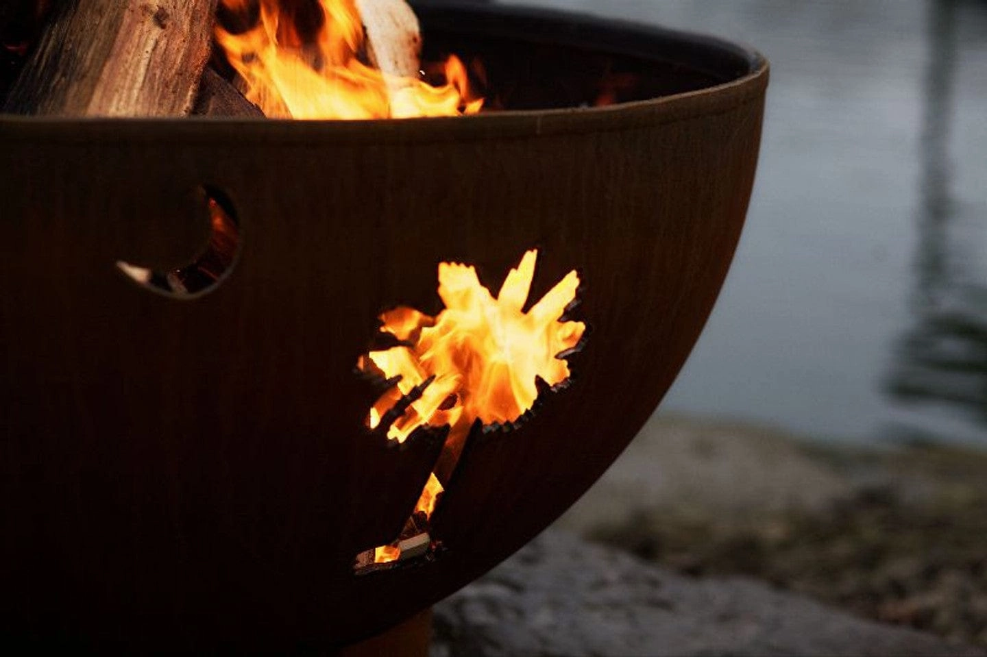 Fire Pit Art Tropical Moon 36-inch Wood Burning Fire Pit - TM