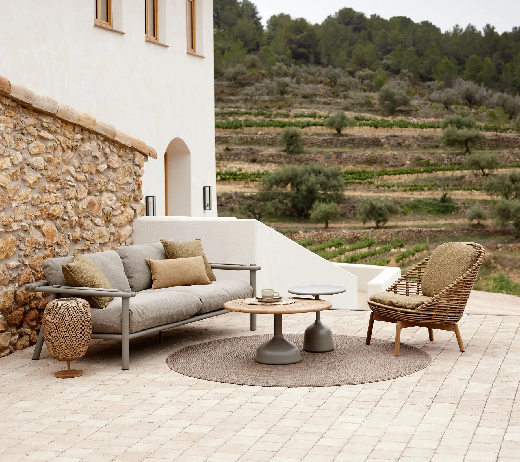 Hive lounge chair