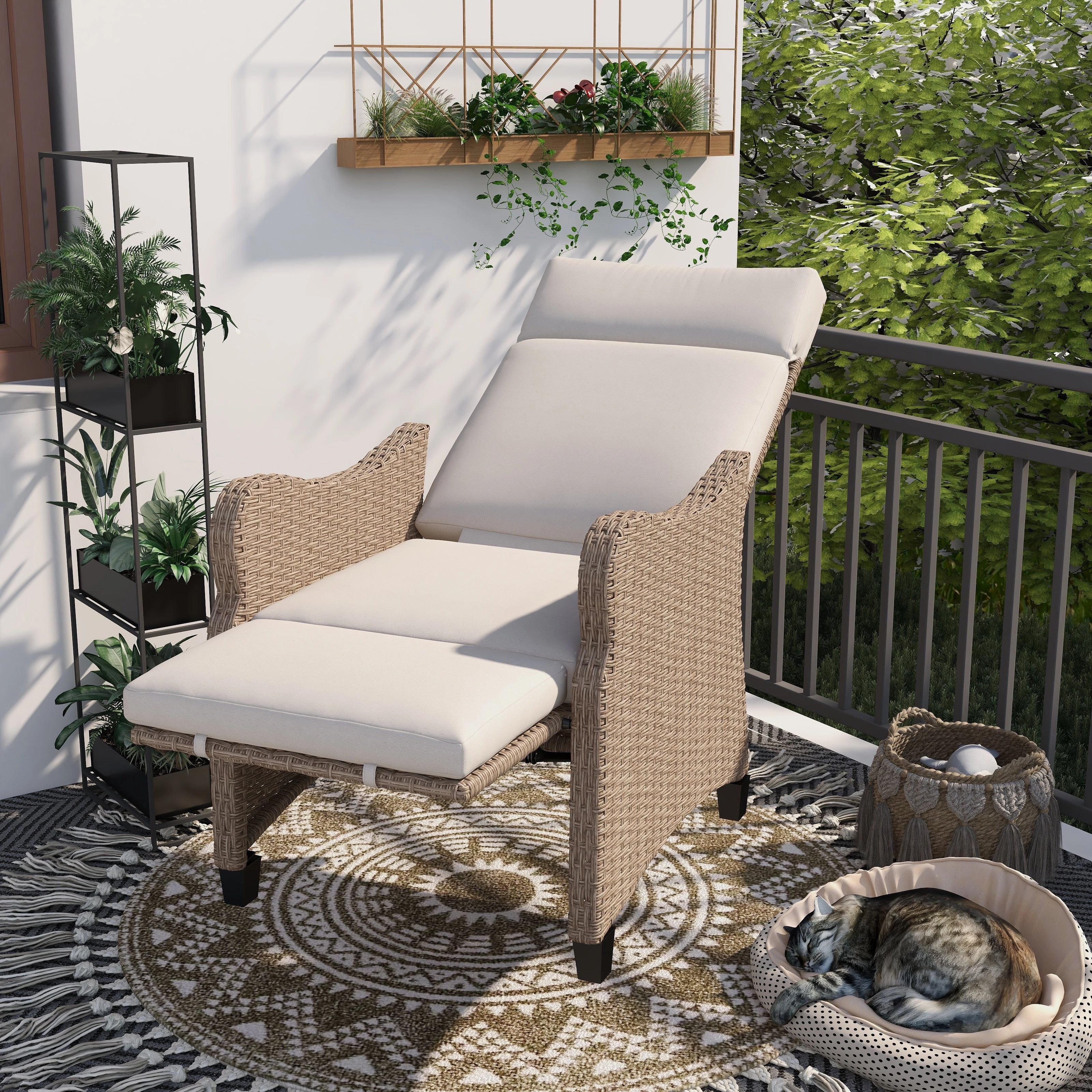 Homrest Outdoor Recliner Chair, Rattan Lounge Chair with Removable Cushion, Beige