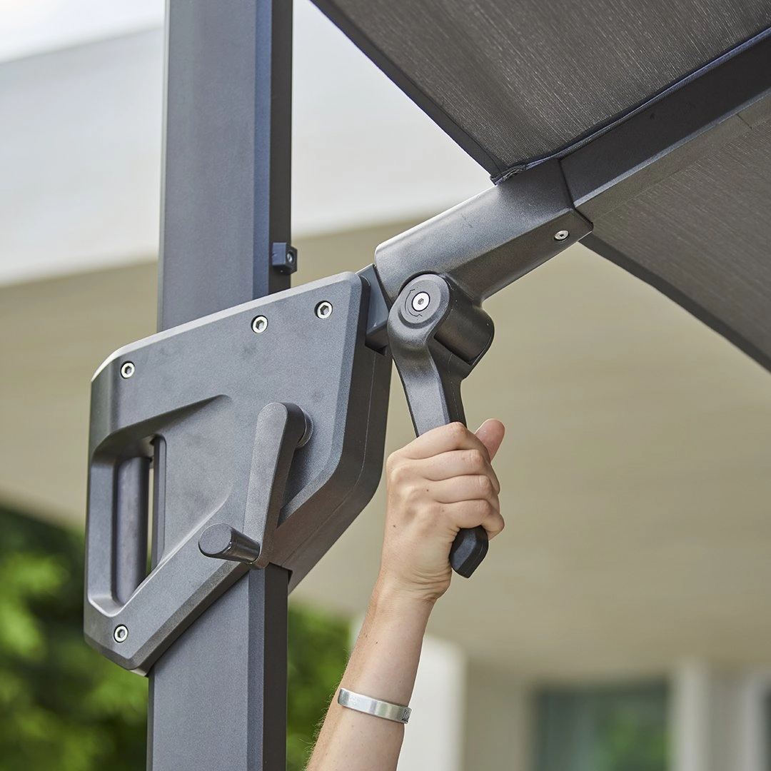 Hyde Luxe Tilt Parasol w/ Base