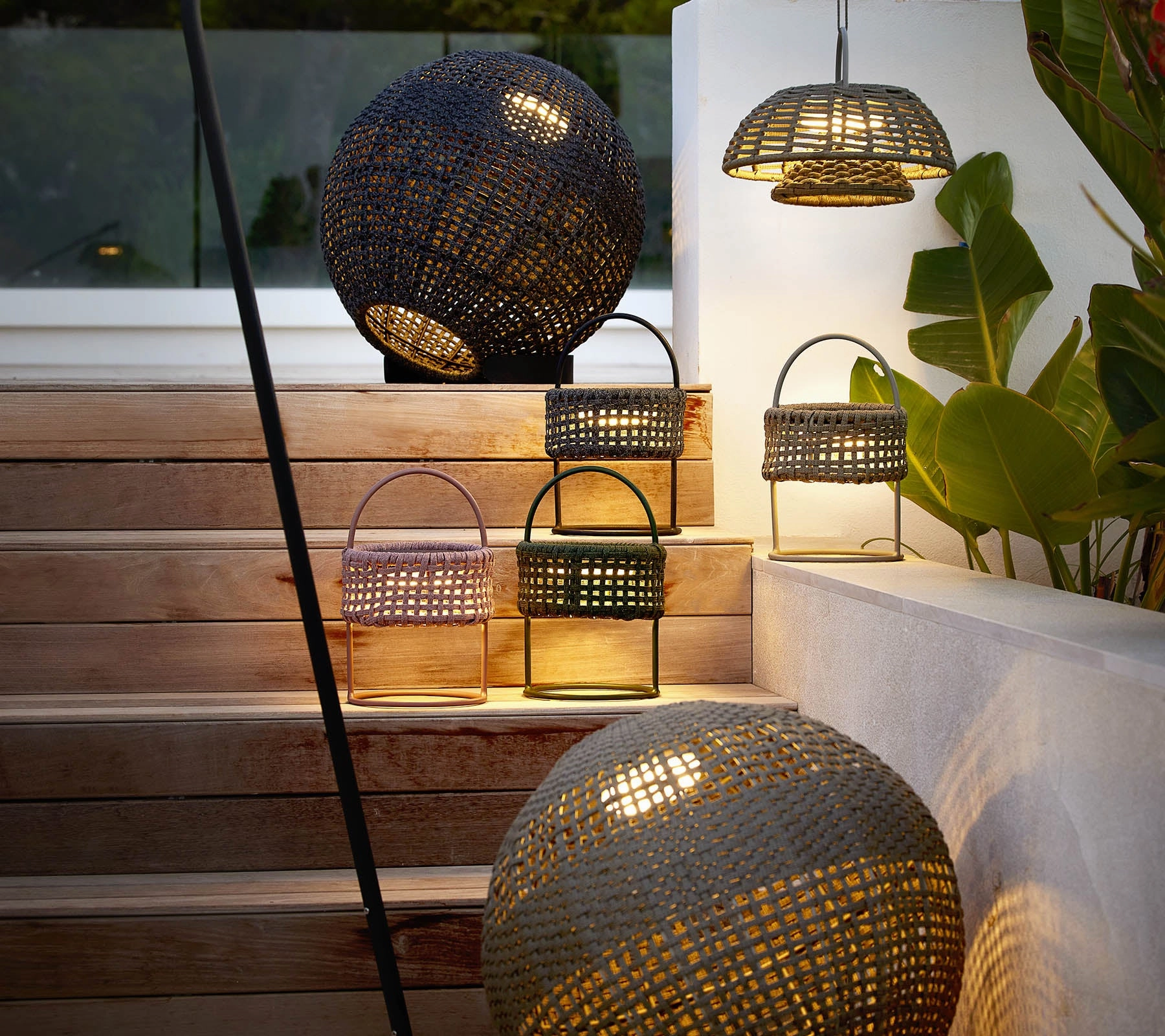 Illusion lamp, hanging / Illusion lamp w/stand