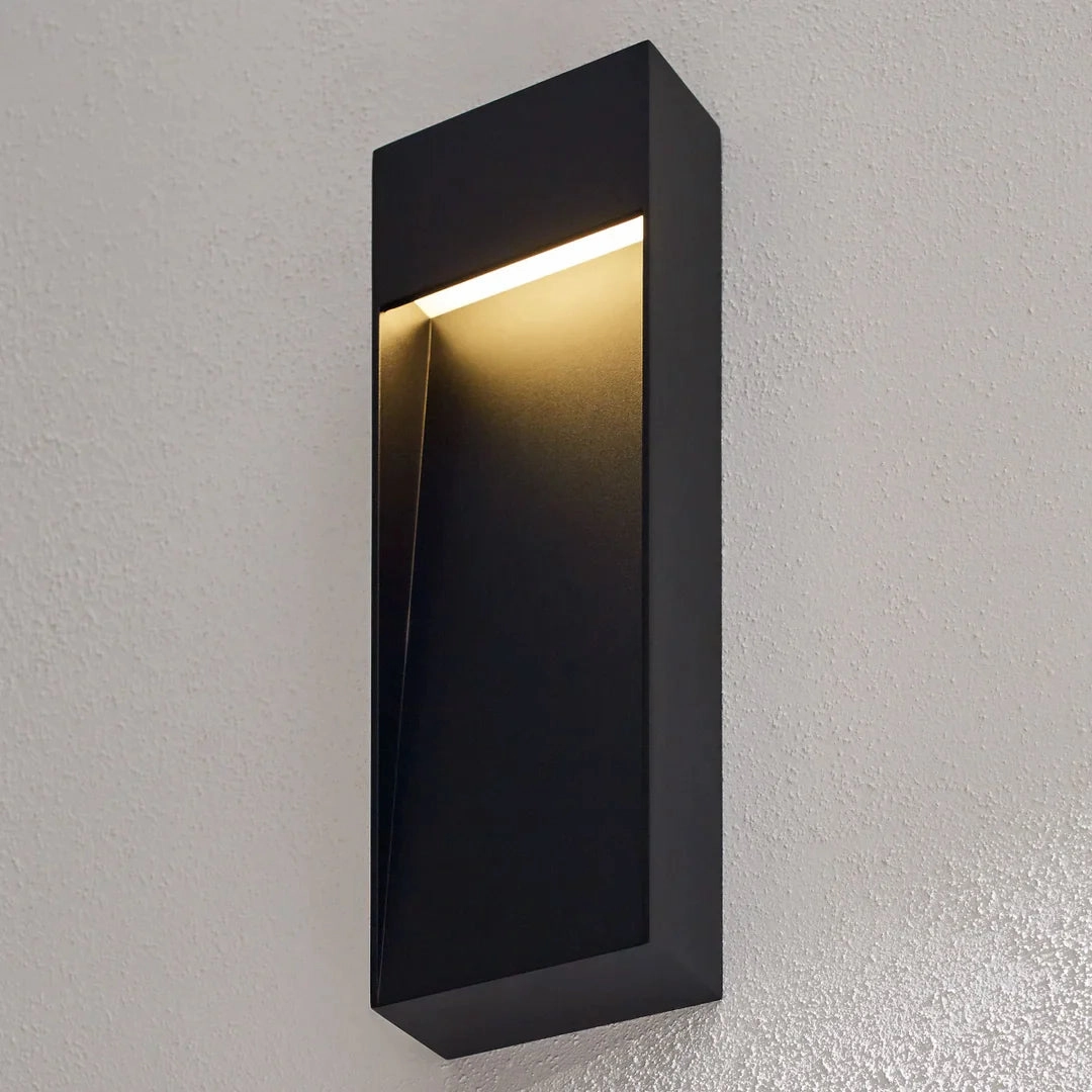 Inga 15 Outdoor Wall