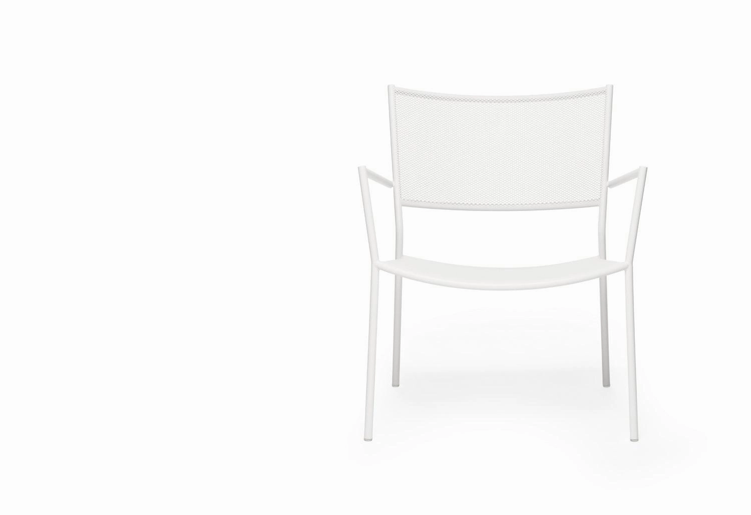 Jig Mesh Outdoor Easy Chair
