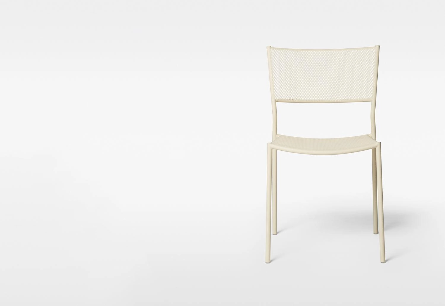 Jig Mesh Outdoor Side Chair