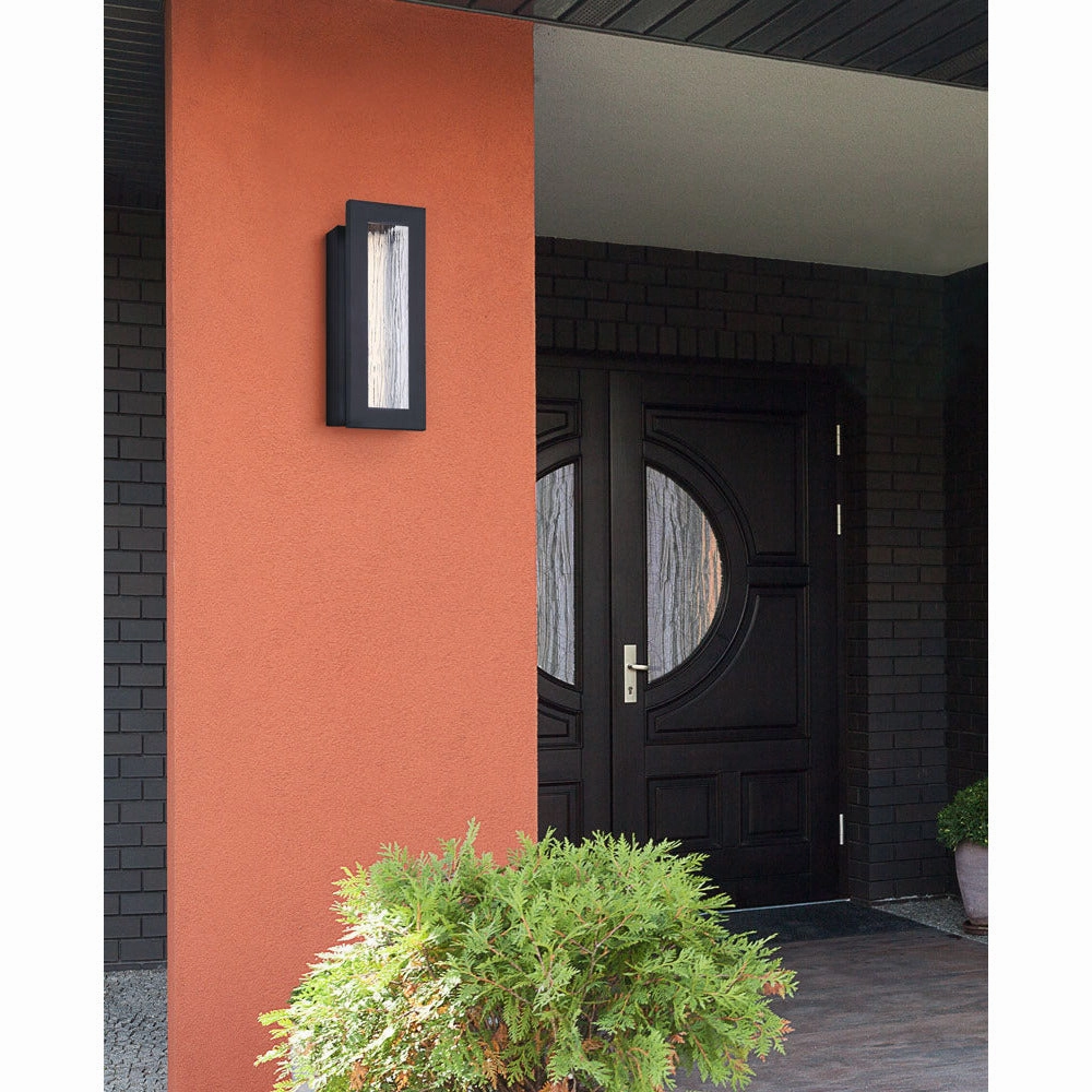 Kingsly LED Outdoor Wall Light