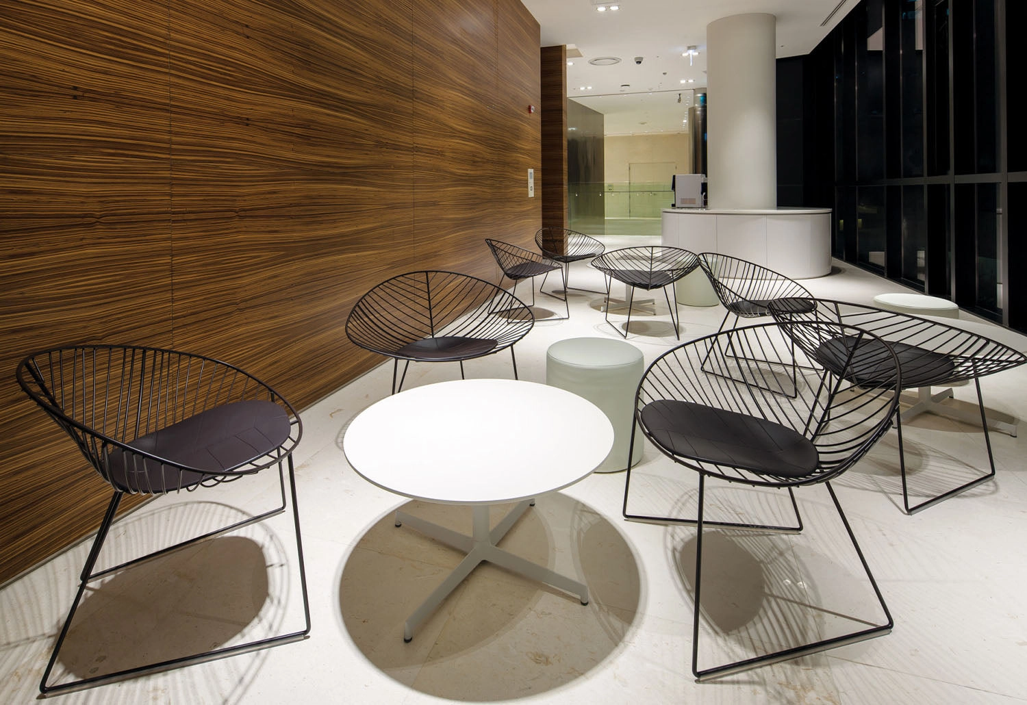 Leaf Outdoor Lounge Chair