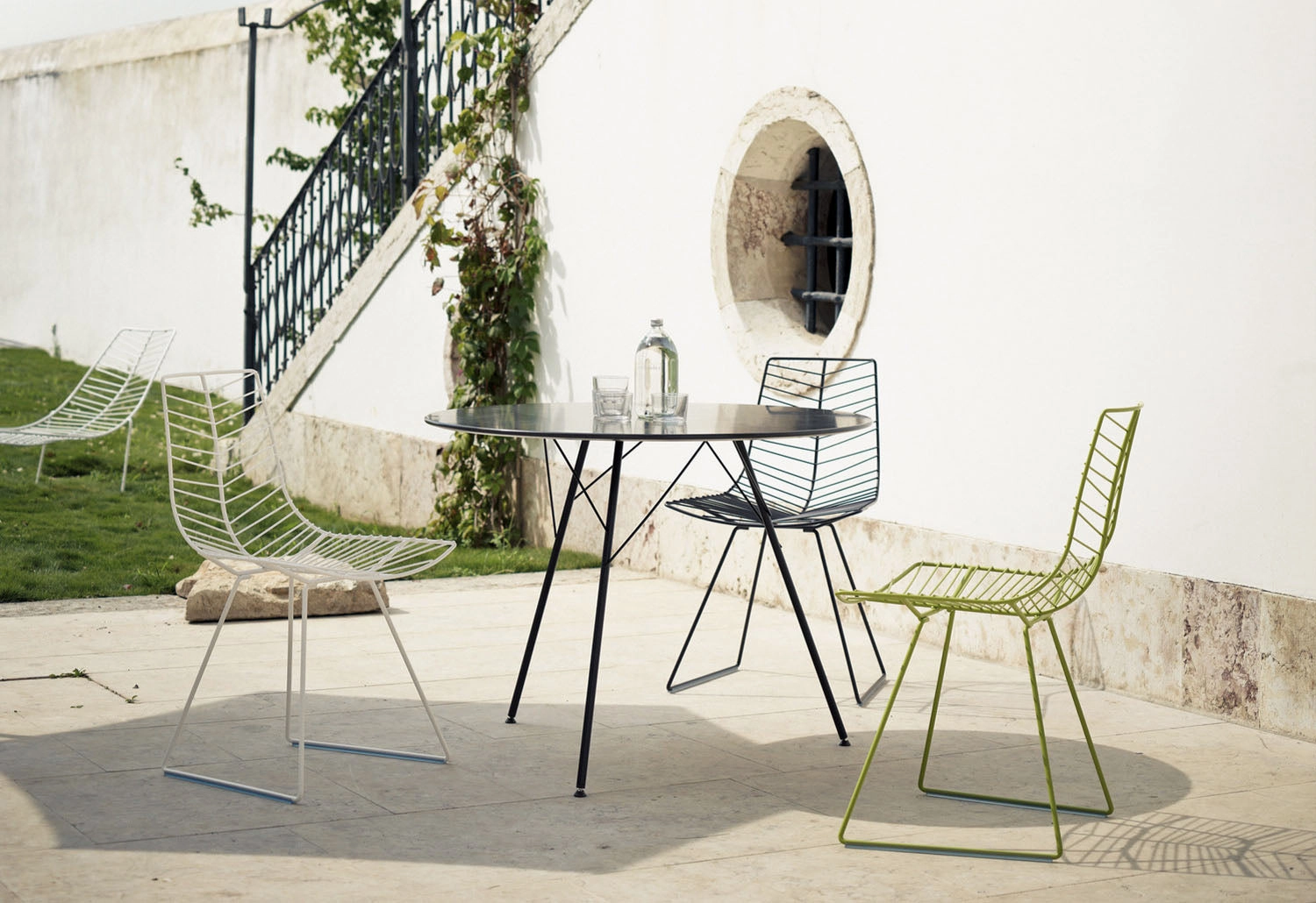 Leaf Outdoor Sled Chair