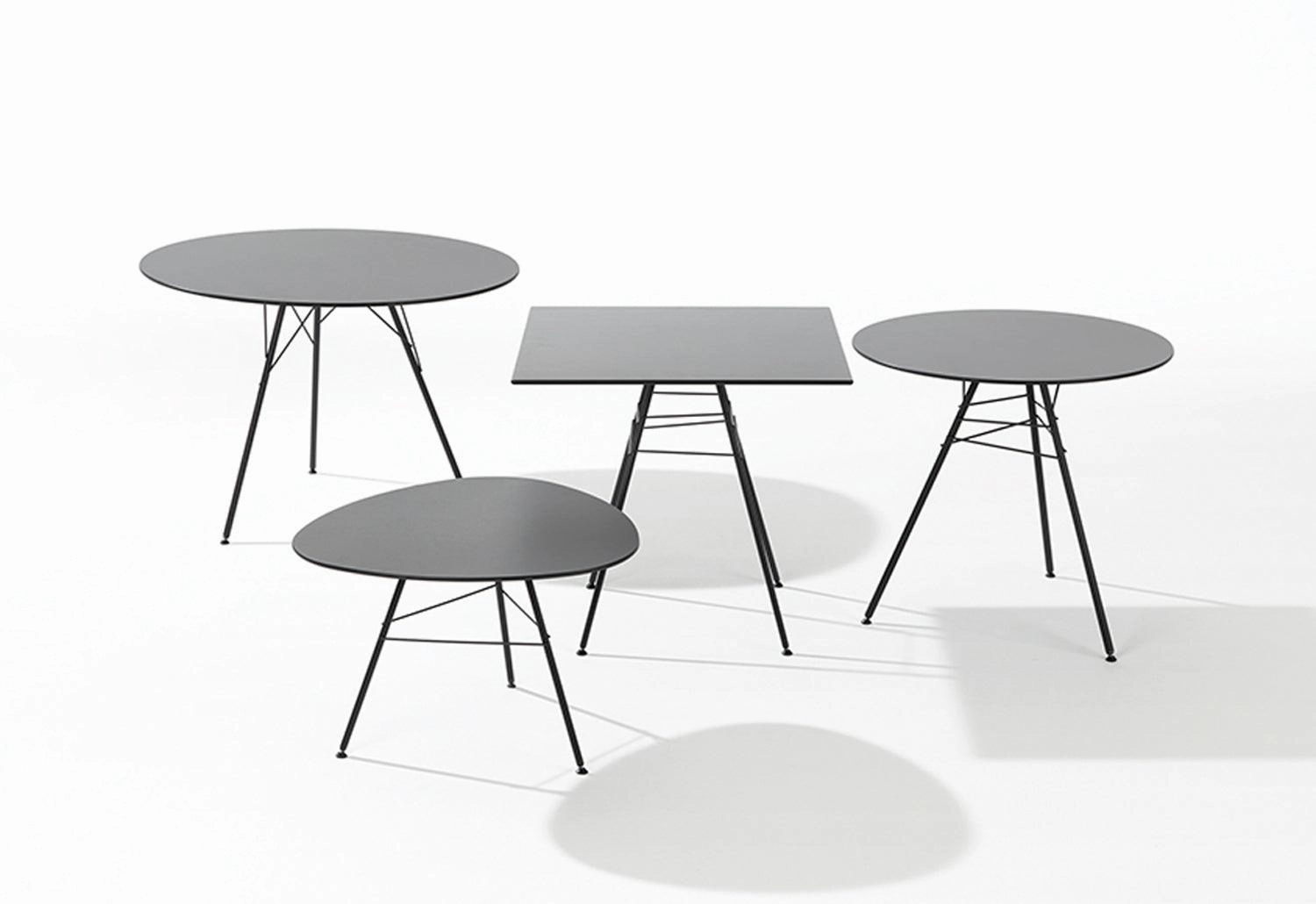 Leaf Outdoor Table | Square