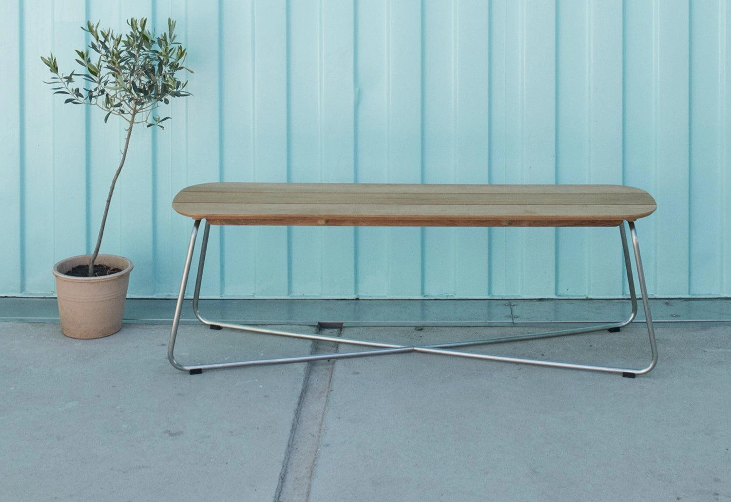 Lilium Bench