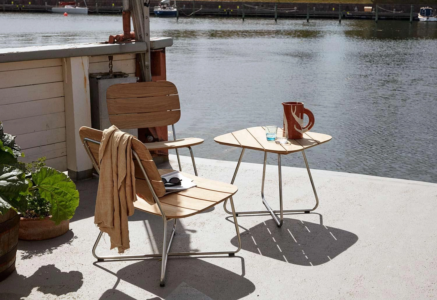 Lilium Lounge Table