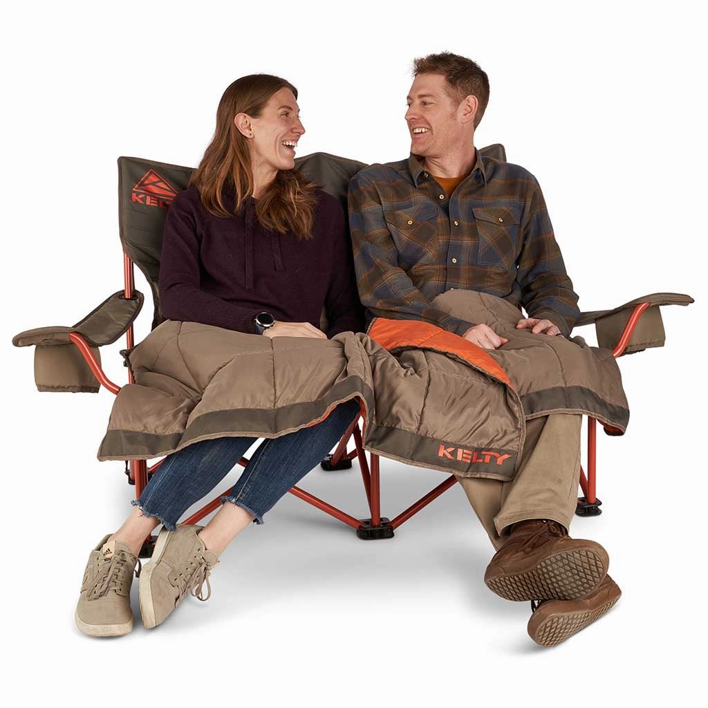 Low Loveseat Nest