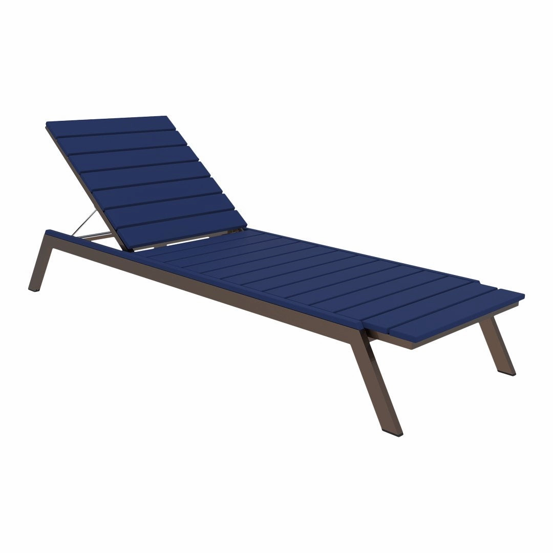 MAD Chaise