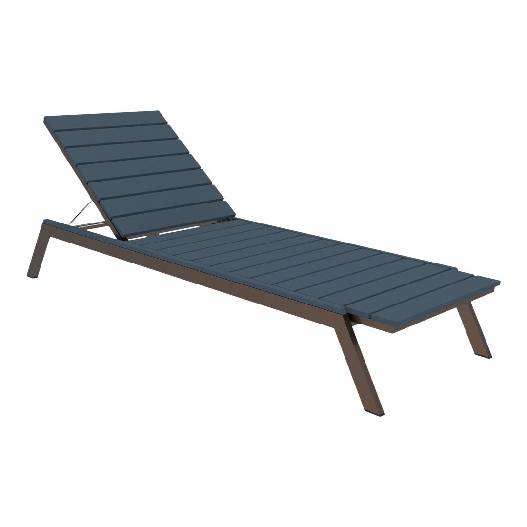MAD Chaise