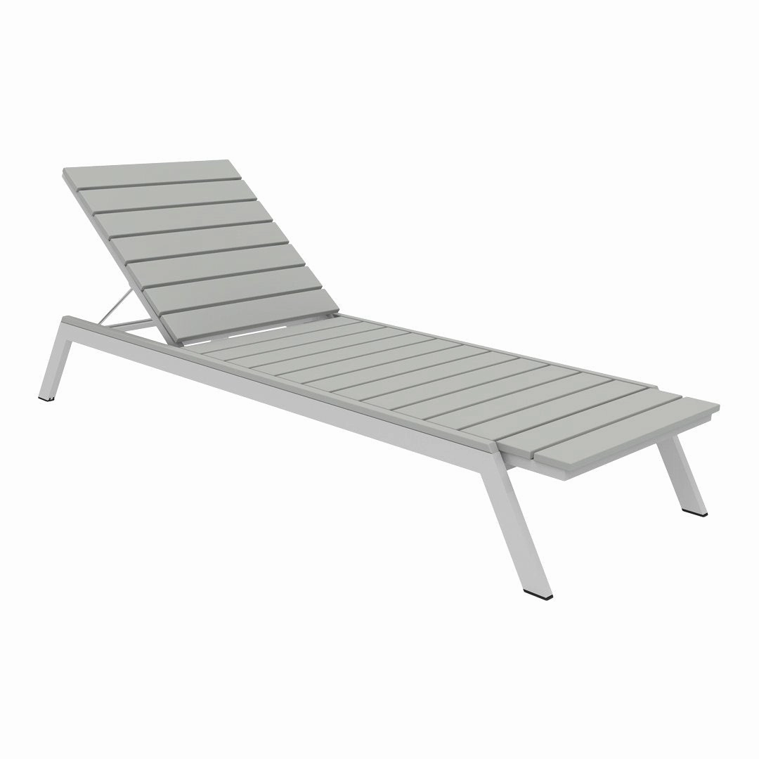 MAD Chaise