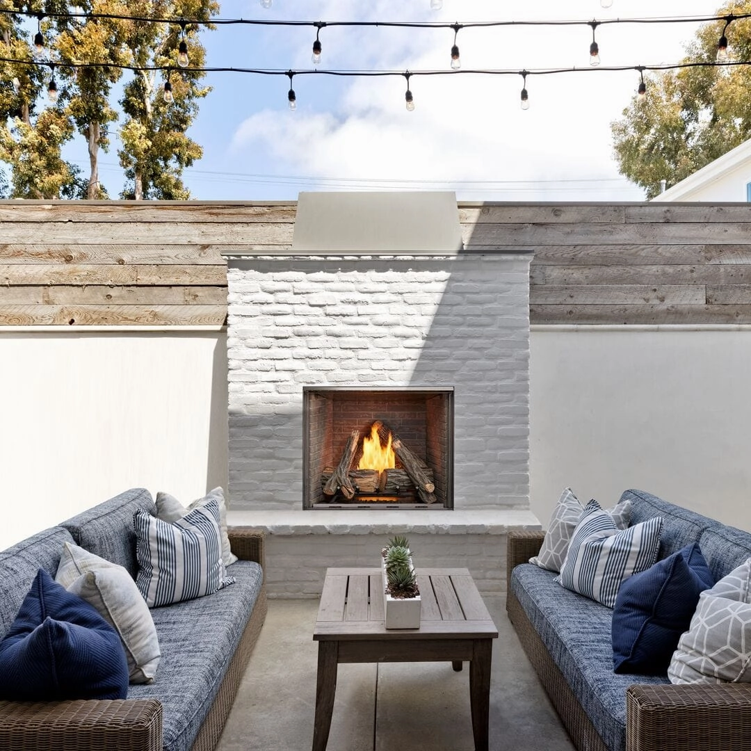 Majestic Courtyard 36" Single-Sided Outdoor Gas Fireplace ODCOUG-36
