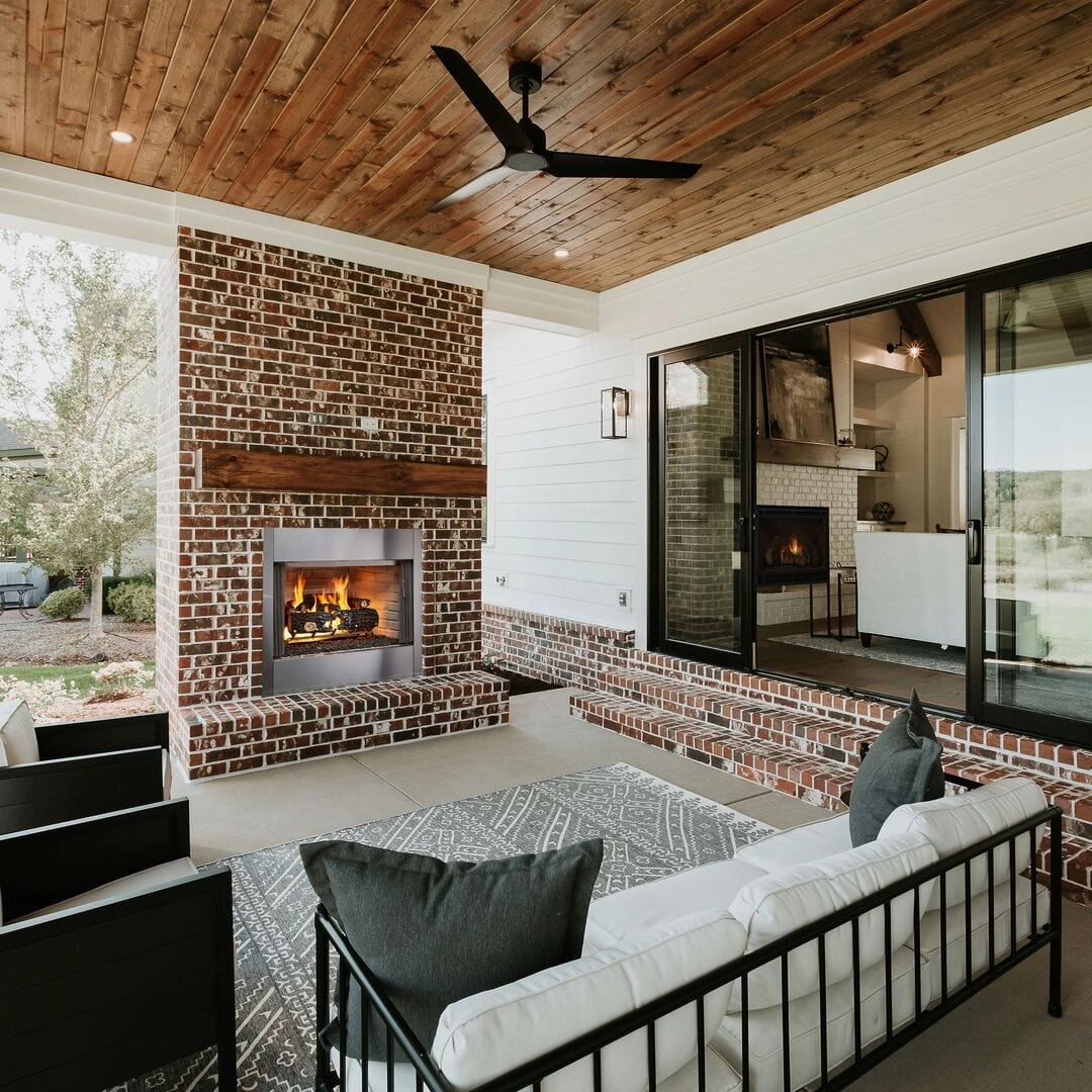 Majestic Villawood 42" Traditional Outdoor Wood-Burning Fireplace