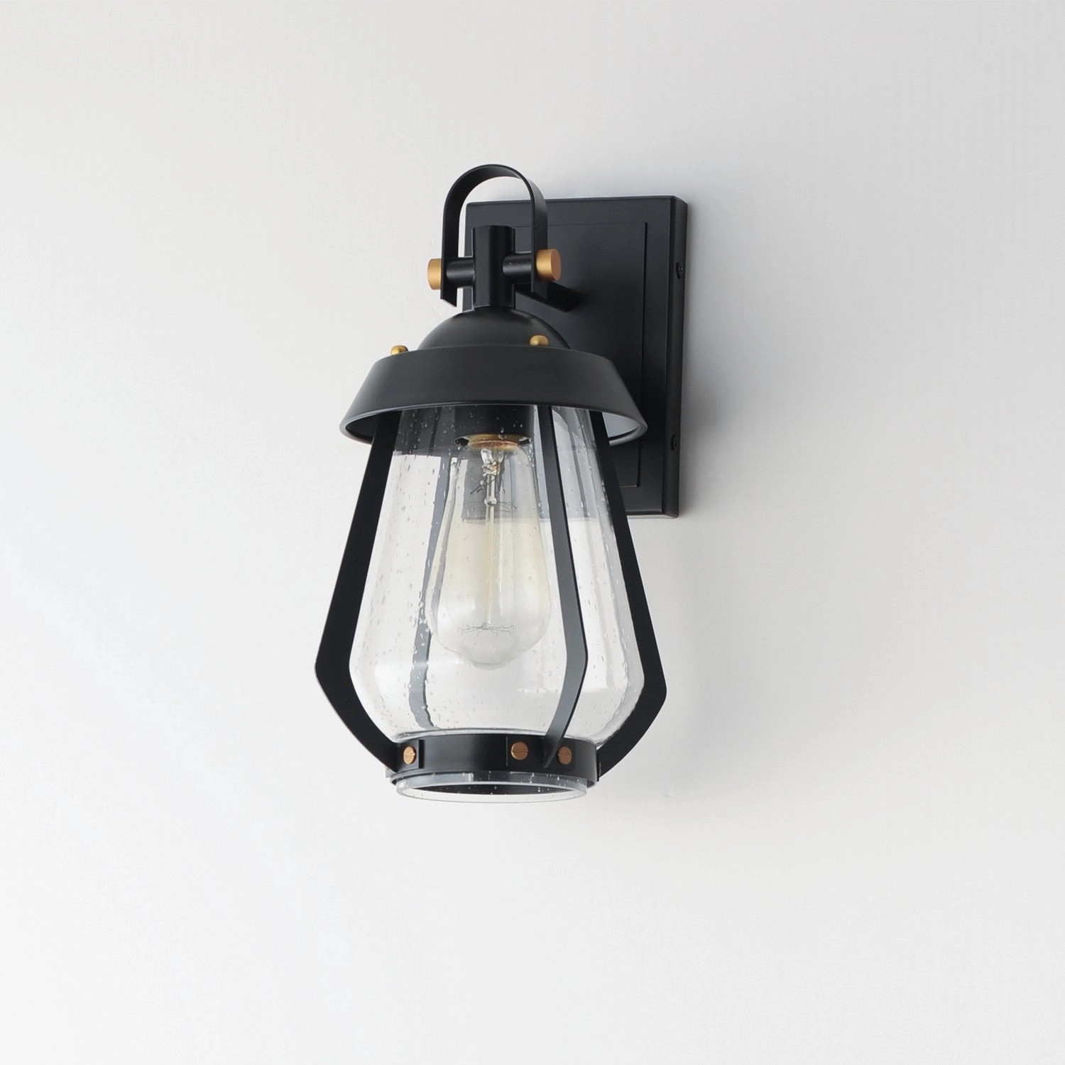 Mariner One Light Outdoor Wall Sconce Black / Antique Brass