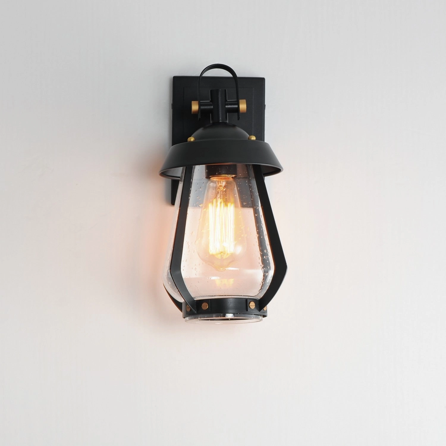 Mariner One Light Outdoor Wall Sconce Black / Antique Brass