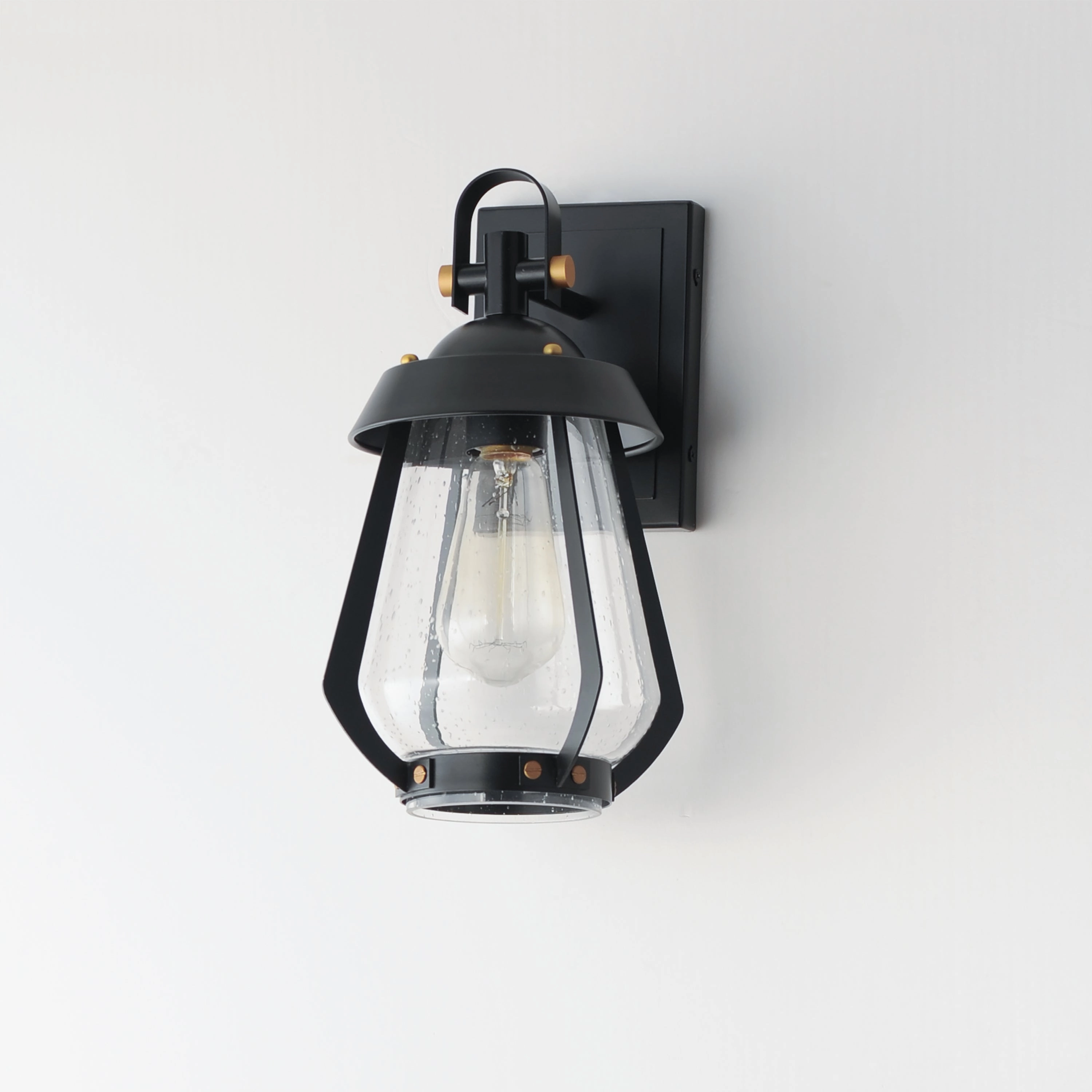 Mariner One Light Outdoor Wall Sconce Black / Antique Brass