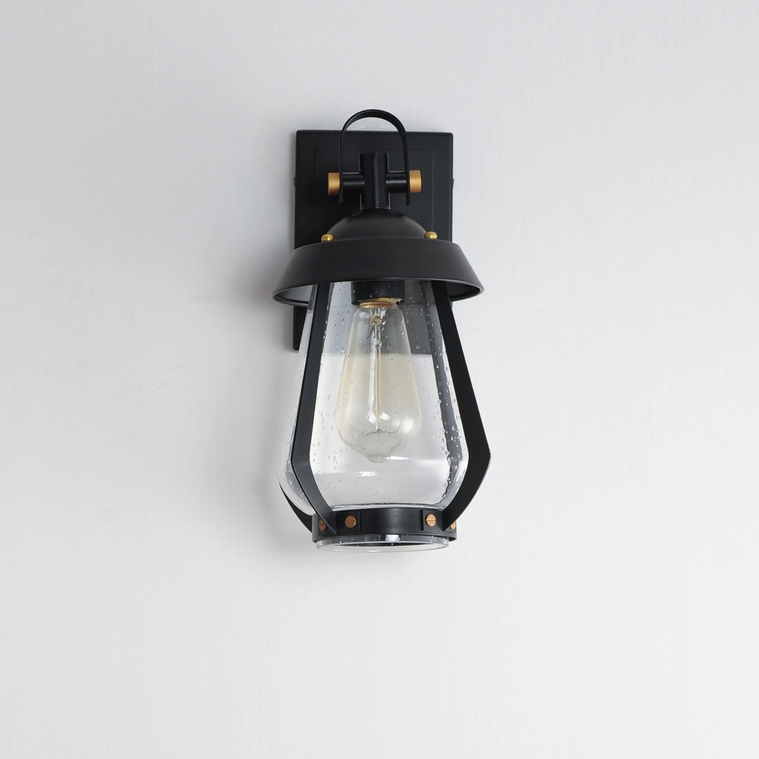 Mariner One Light Outdoor Wall Sconce Black / Antique Brass