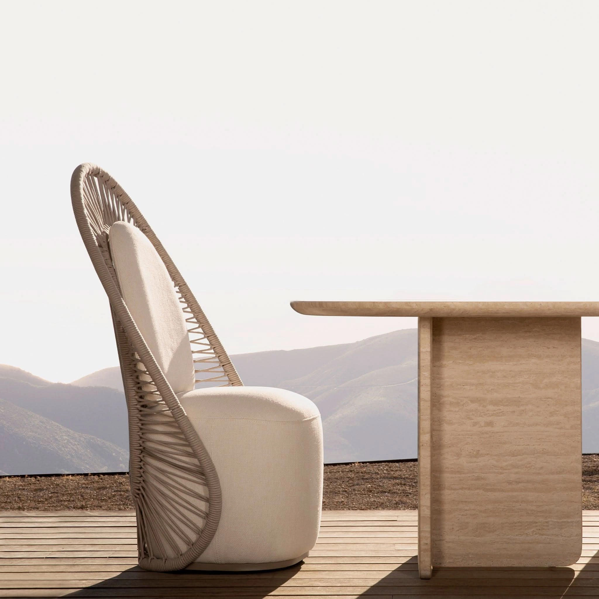 Maui Oval Dining Table