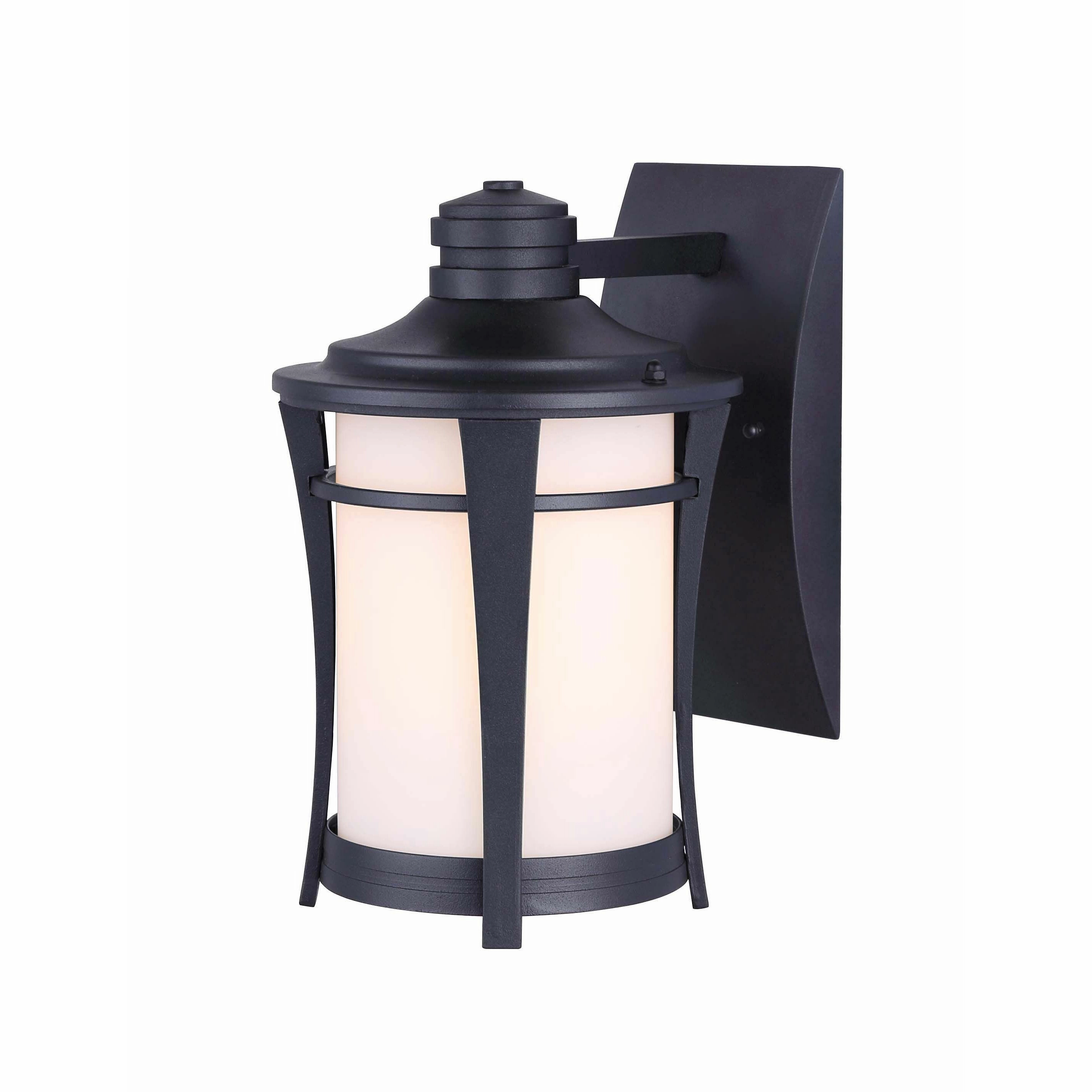 Maya Outdoor Wall LightWeatherproof outdoor lighting