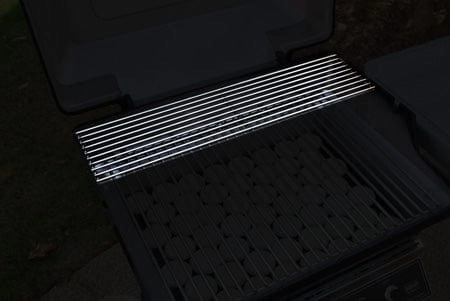 MHP Modern Home Products JNR 4 Gas Grill Head with Side Shelf and Stainless Steel Grids