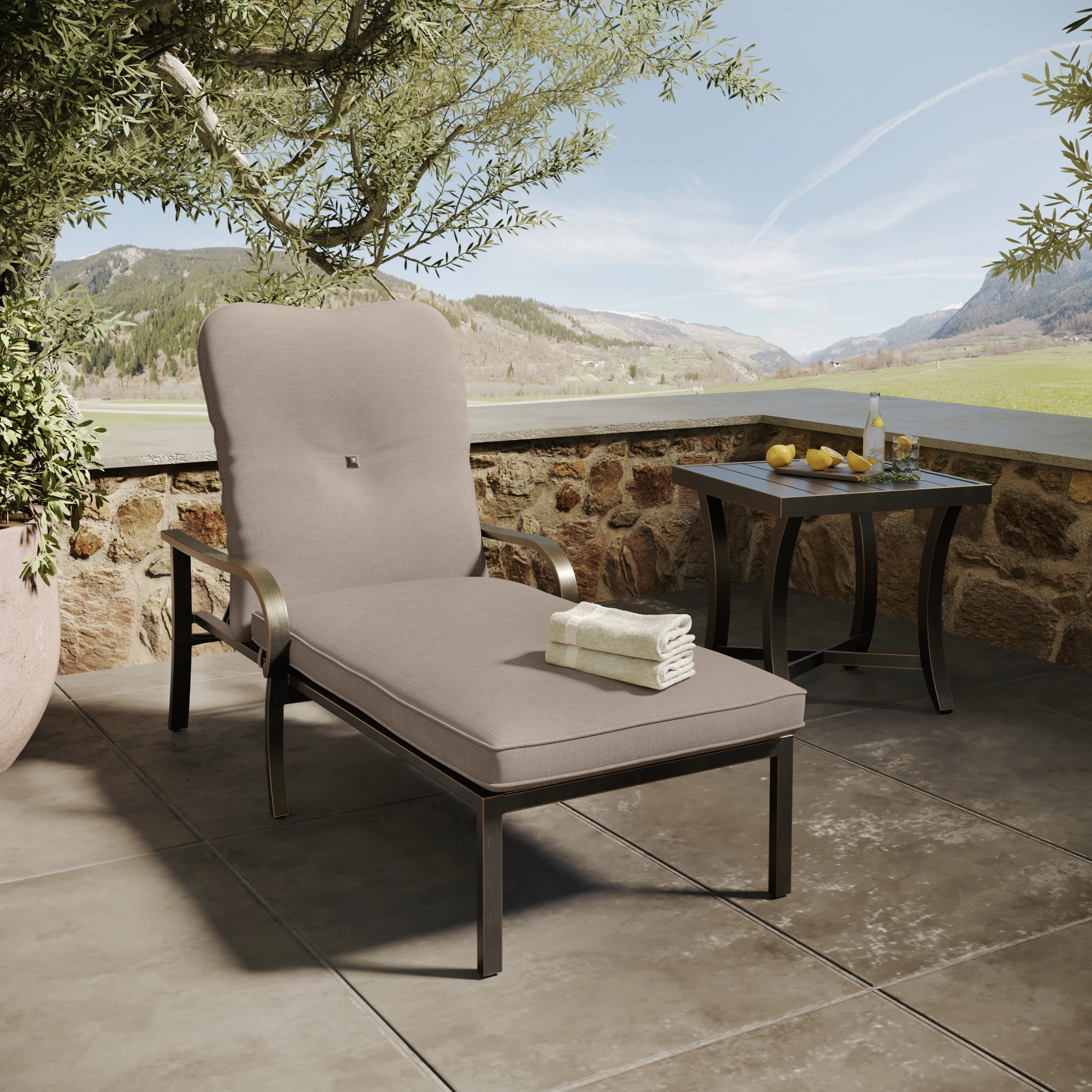 Napili Chaise Lounge
