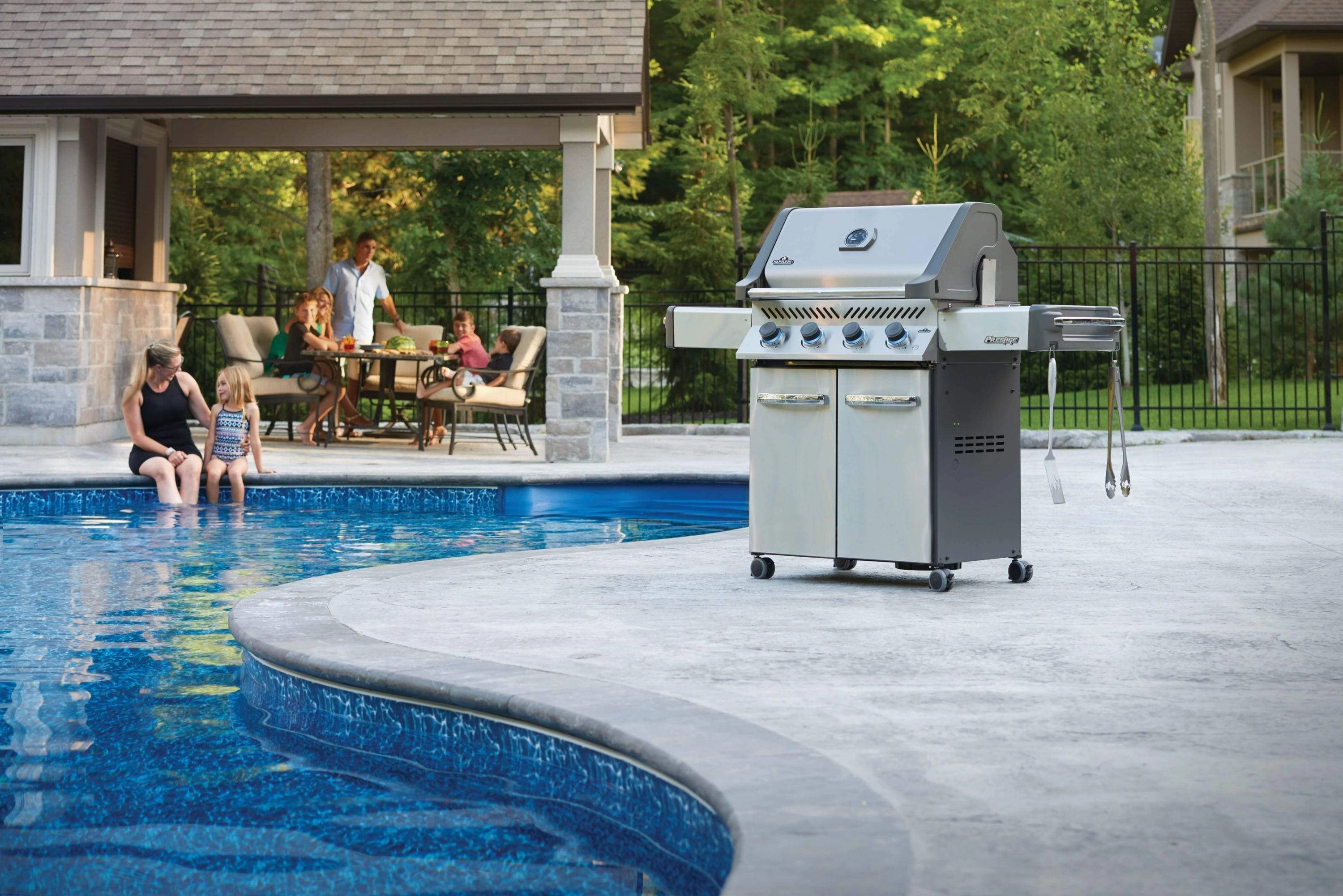 Napoleon Prestige 500 Stainless Steel Propane Gas Grill P500PSS-3