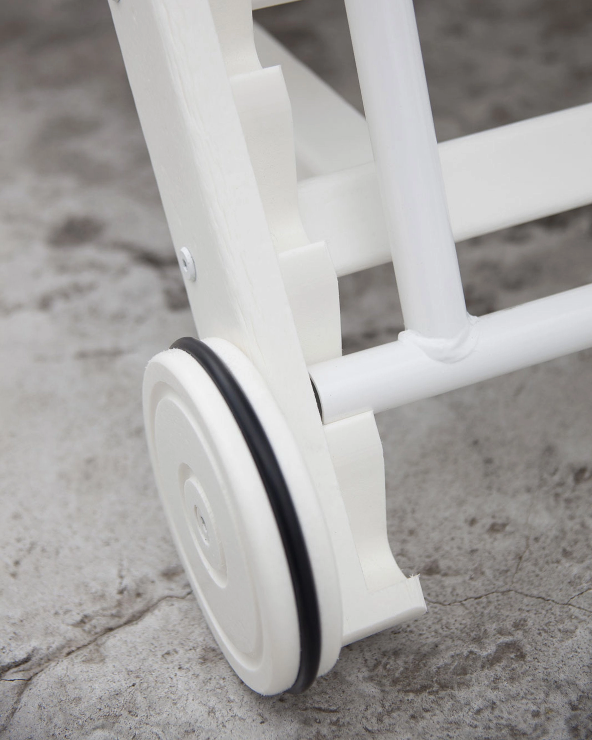 Nautical Chaise with Wheels