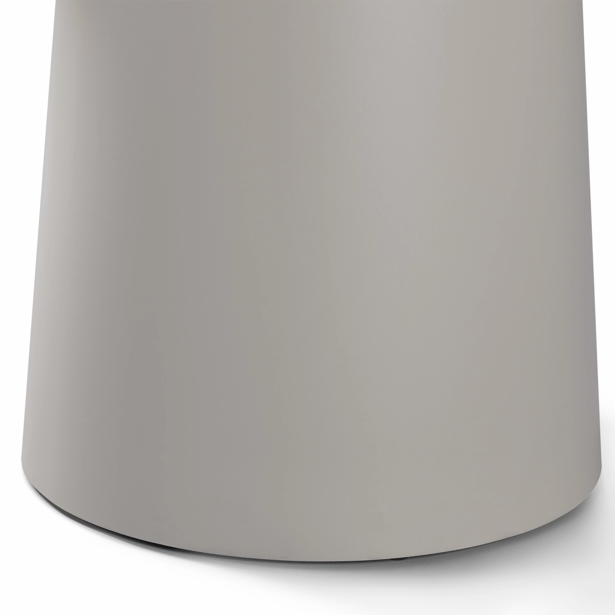 Nova Aluminum Round Dining Table 48"