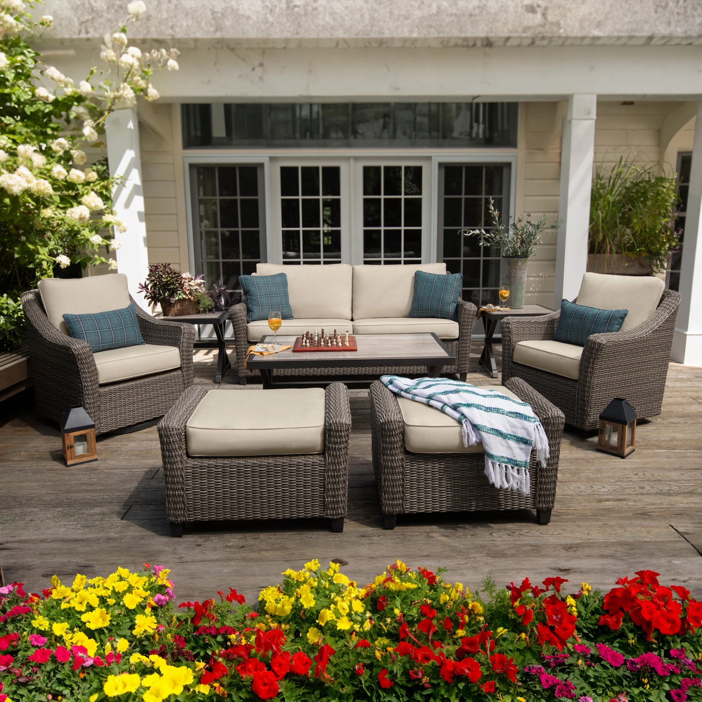 Oak Grove 30" x 48" Coffee Table