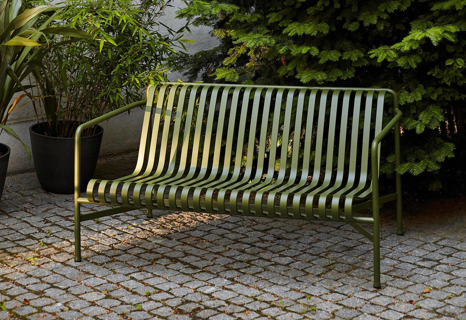 Palissade Dining Bench