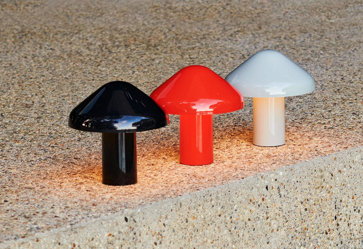Pao Portable Lamp