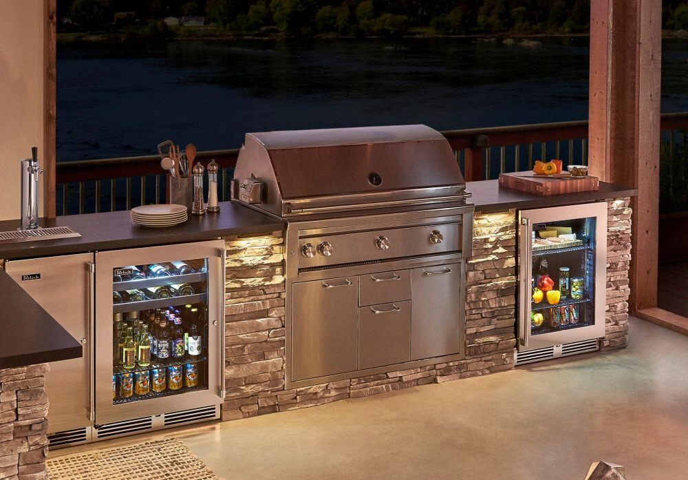 Perlick 24 inch Outdoor Built-In Compact Refrigerator HP24RM-4-3