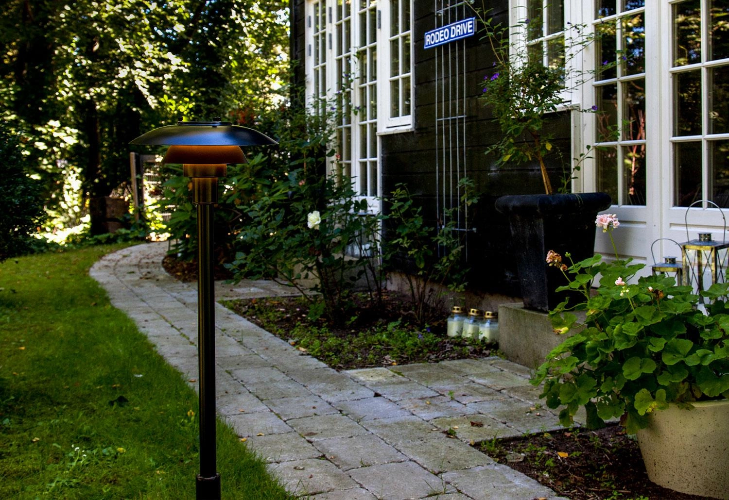 PH 3-2 1/2 Outdoor Bollard