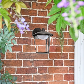 PYRAMID - CGC Black LED Wall Lantern LightMotion activated driveway security lights