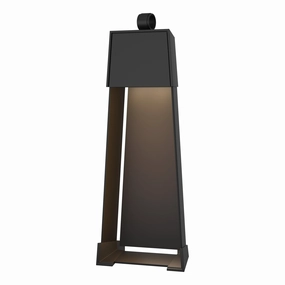 Revere Large Outdoor SconceWeatherproof outdoor lighting