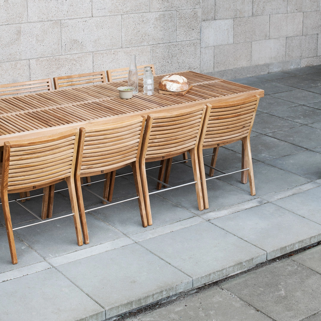 RIB Outdoor Dining Chair