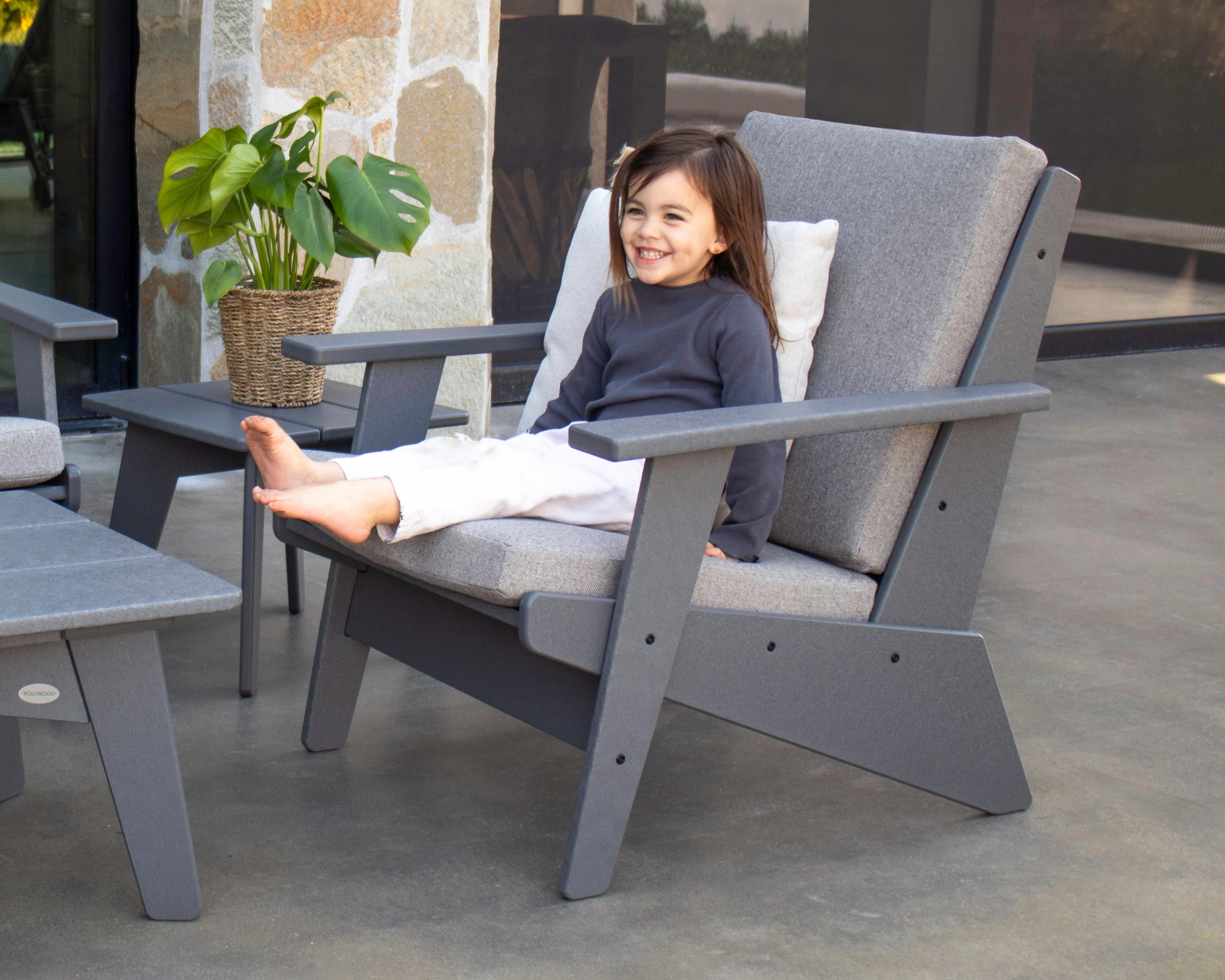 Riviera Modern Lounge Chair