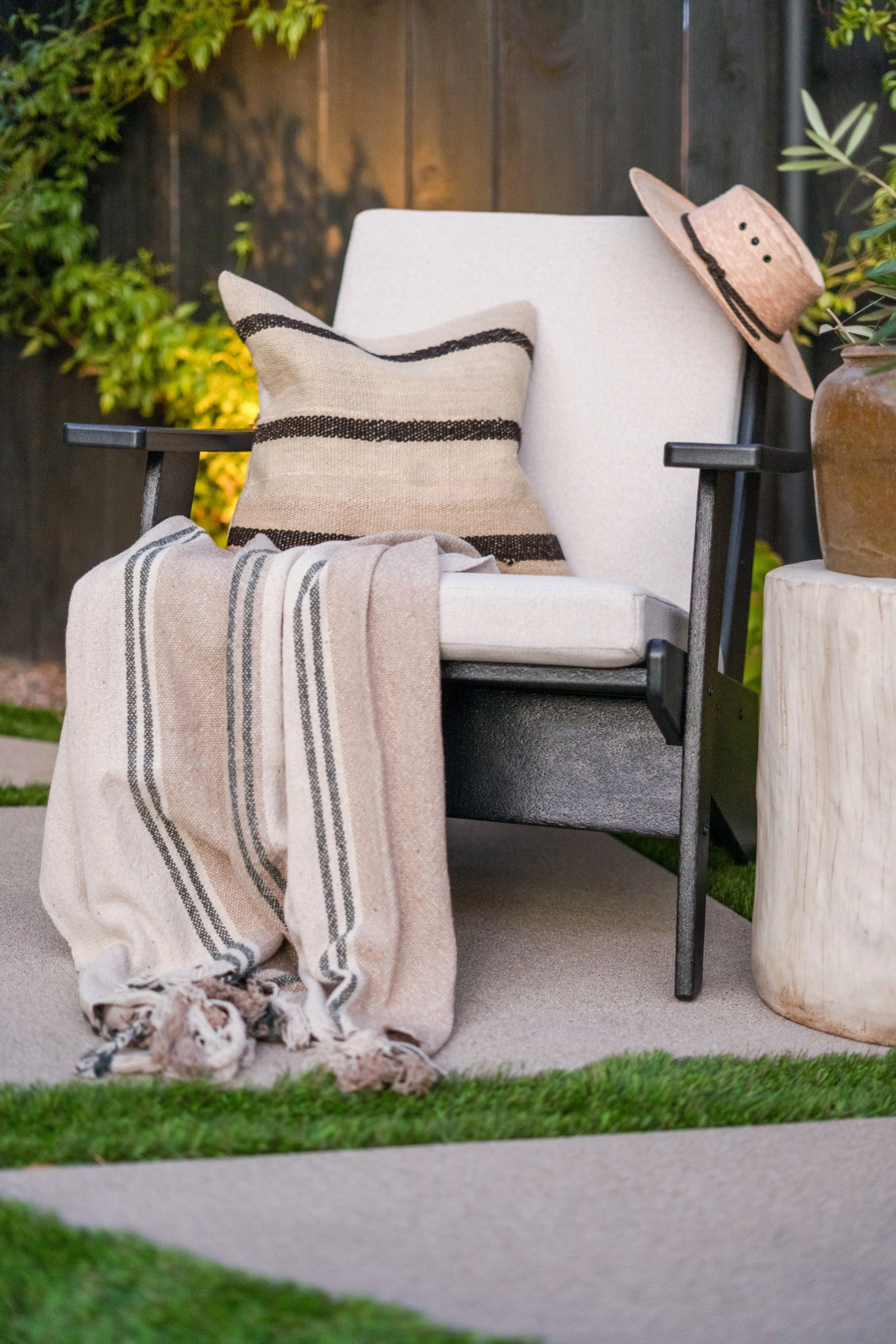 Riviera Modern Lounge Chair