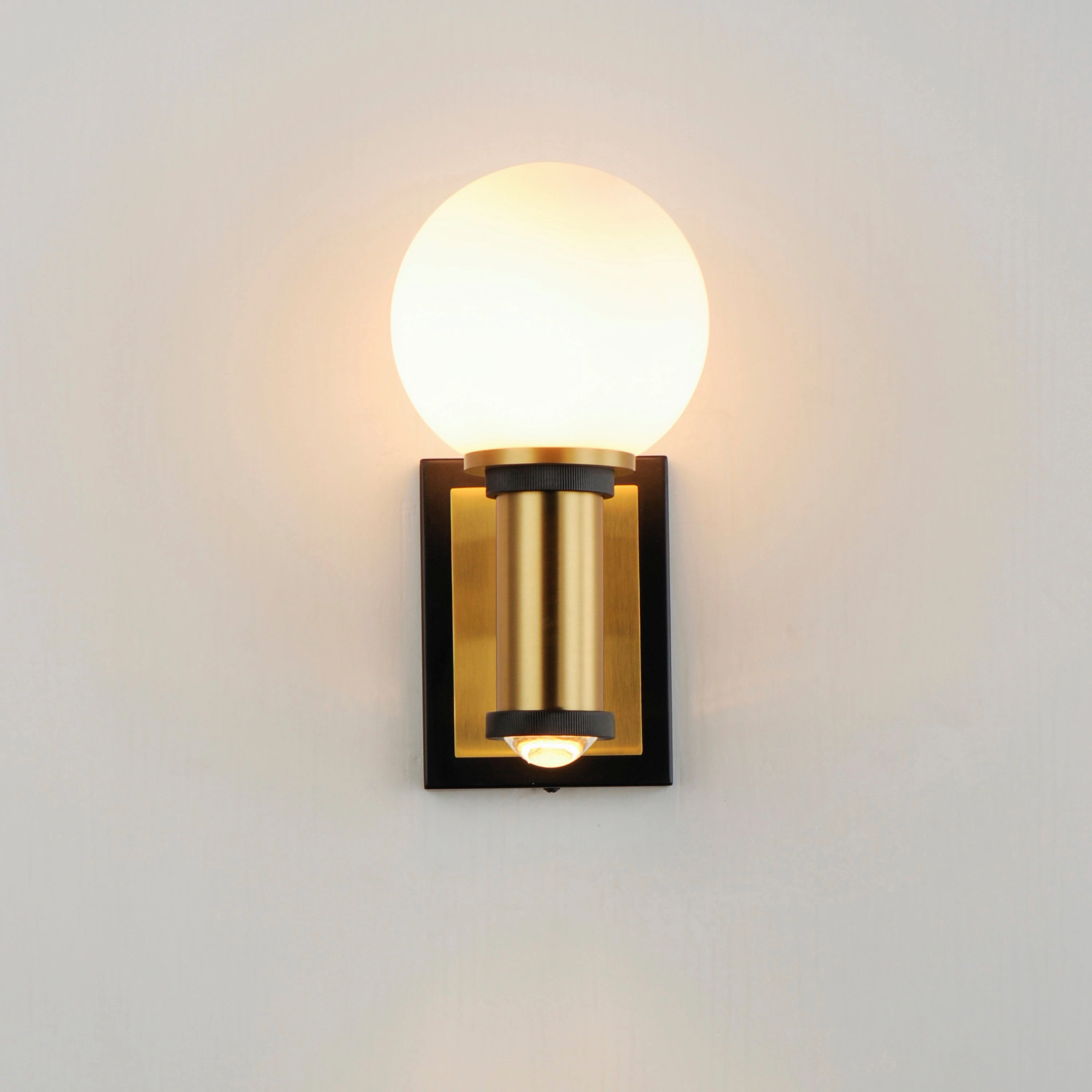 San Simeon LED Wall Sconce Black / Natural Aged Brass