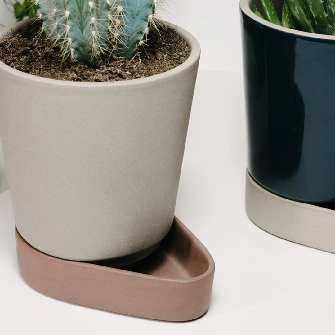 Sip Plant Pot