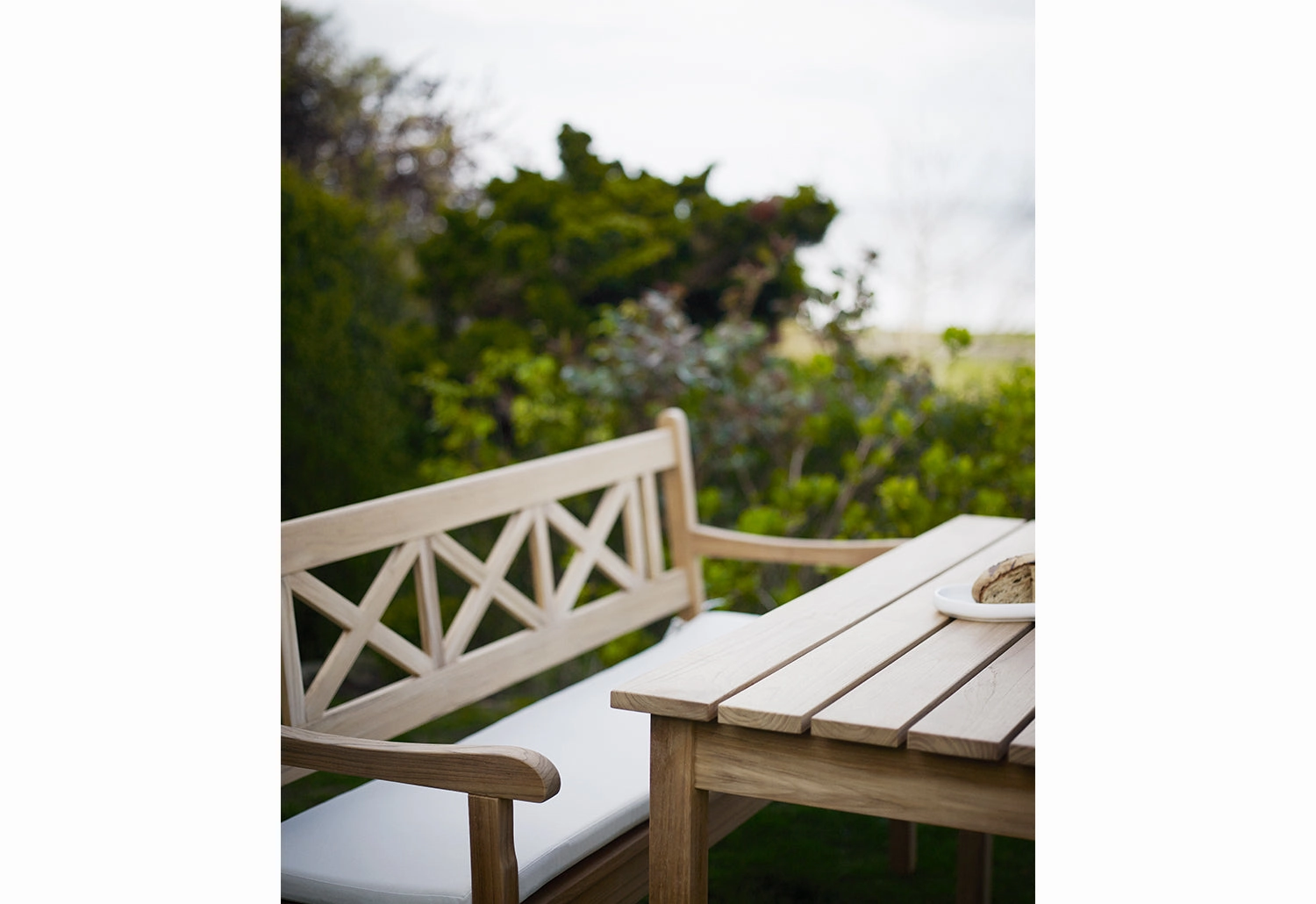 Skagen Table