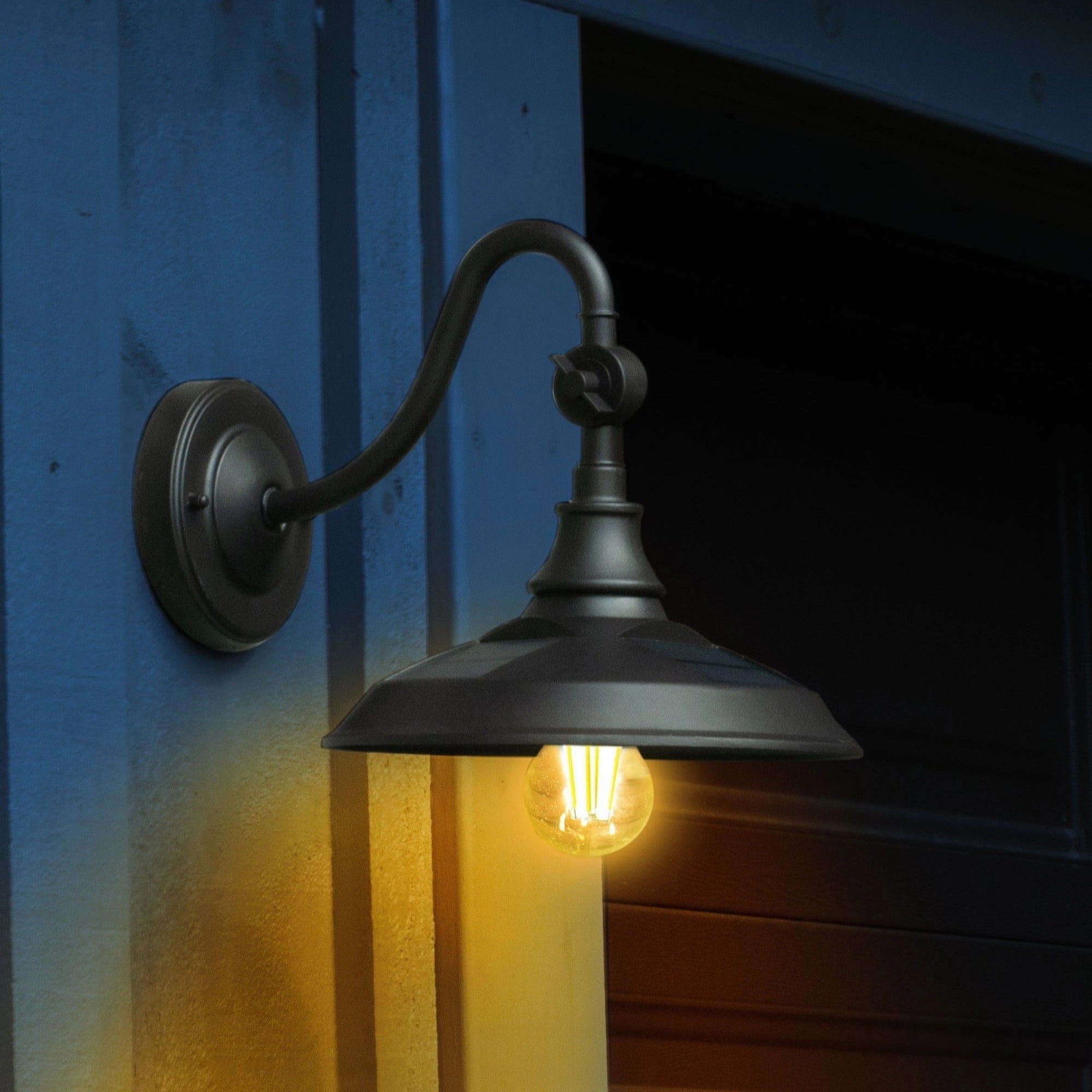 Solar Barn Light