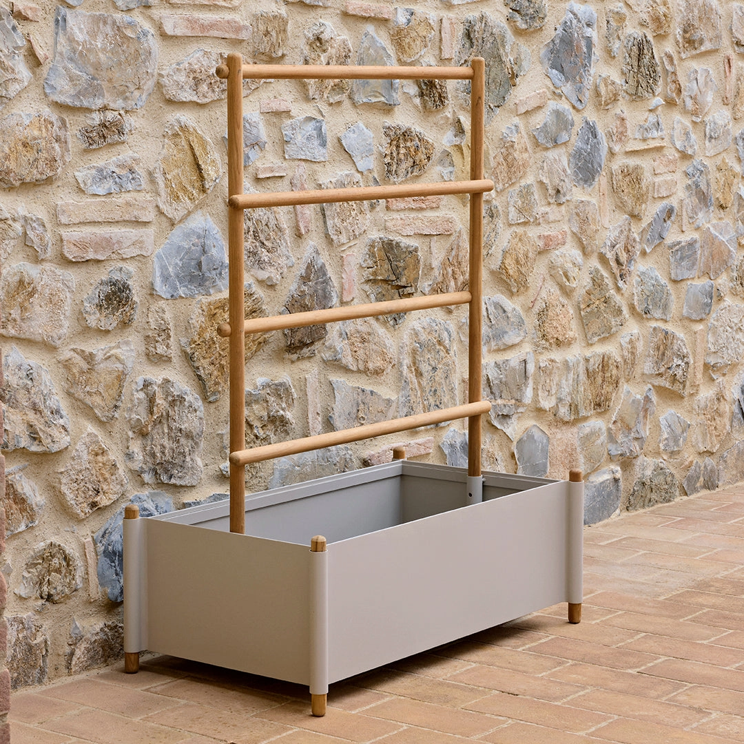 Sticks Outdoor Planter - Components