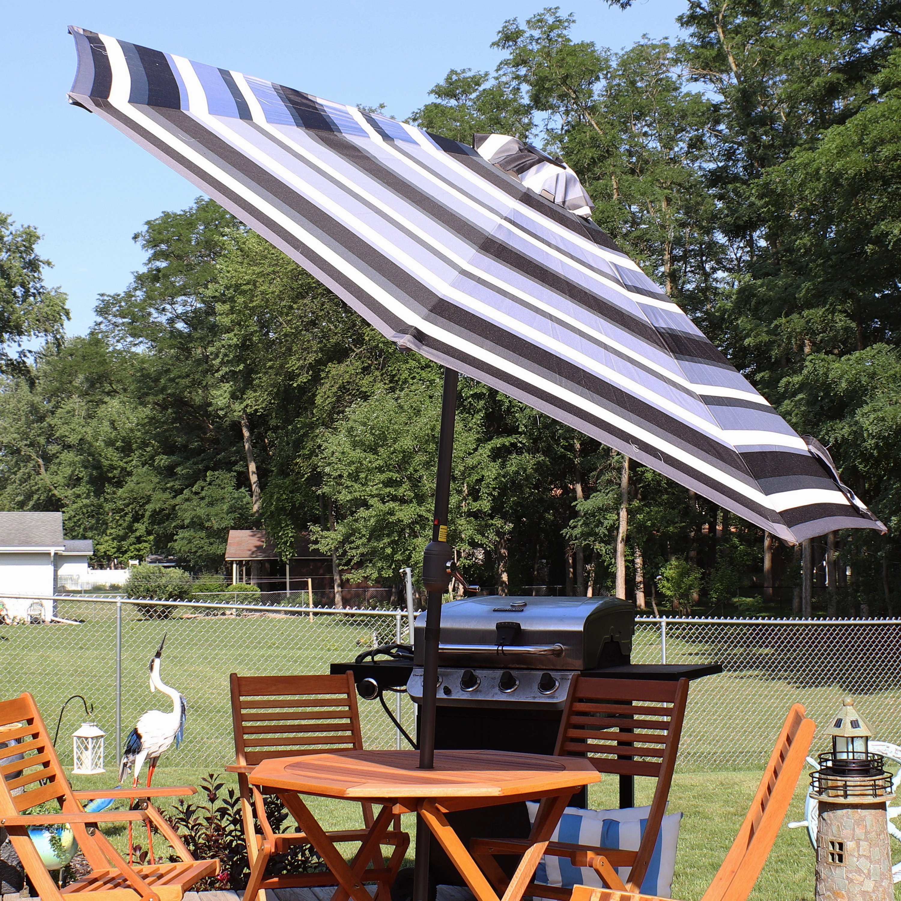 Sunnydaze 9' Striped Patio Umbrella with Solar Lights