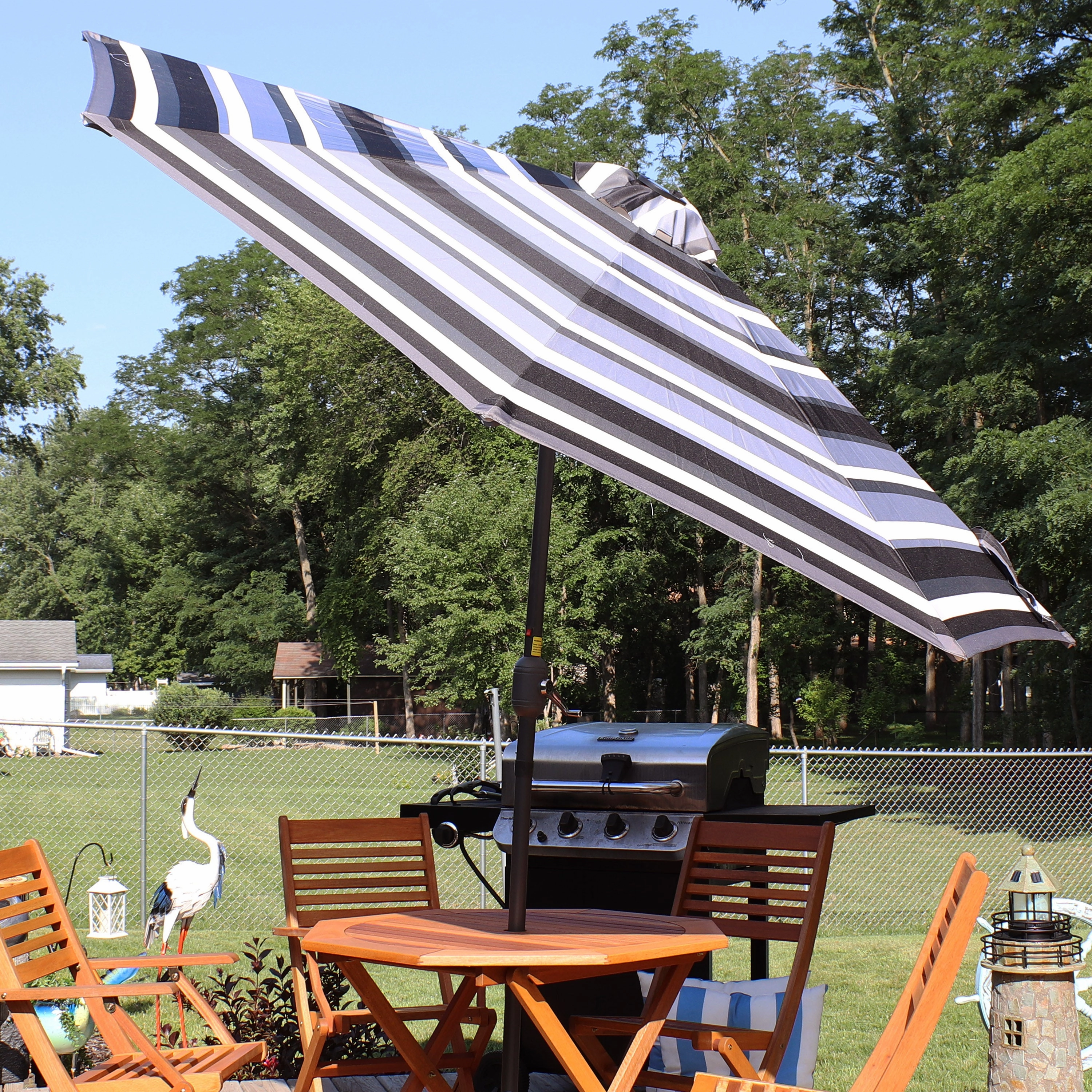 Sunnydaze 9' Striped Patio Umbrella with Solar Lights