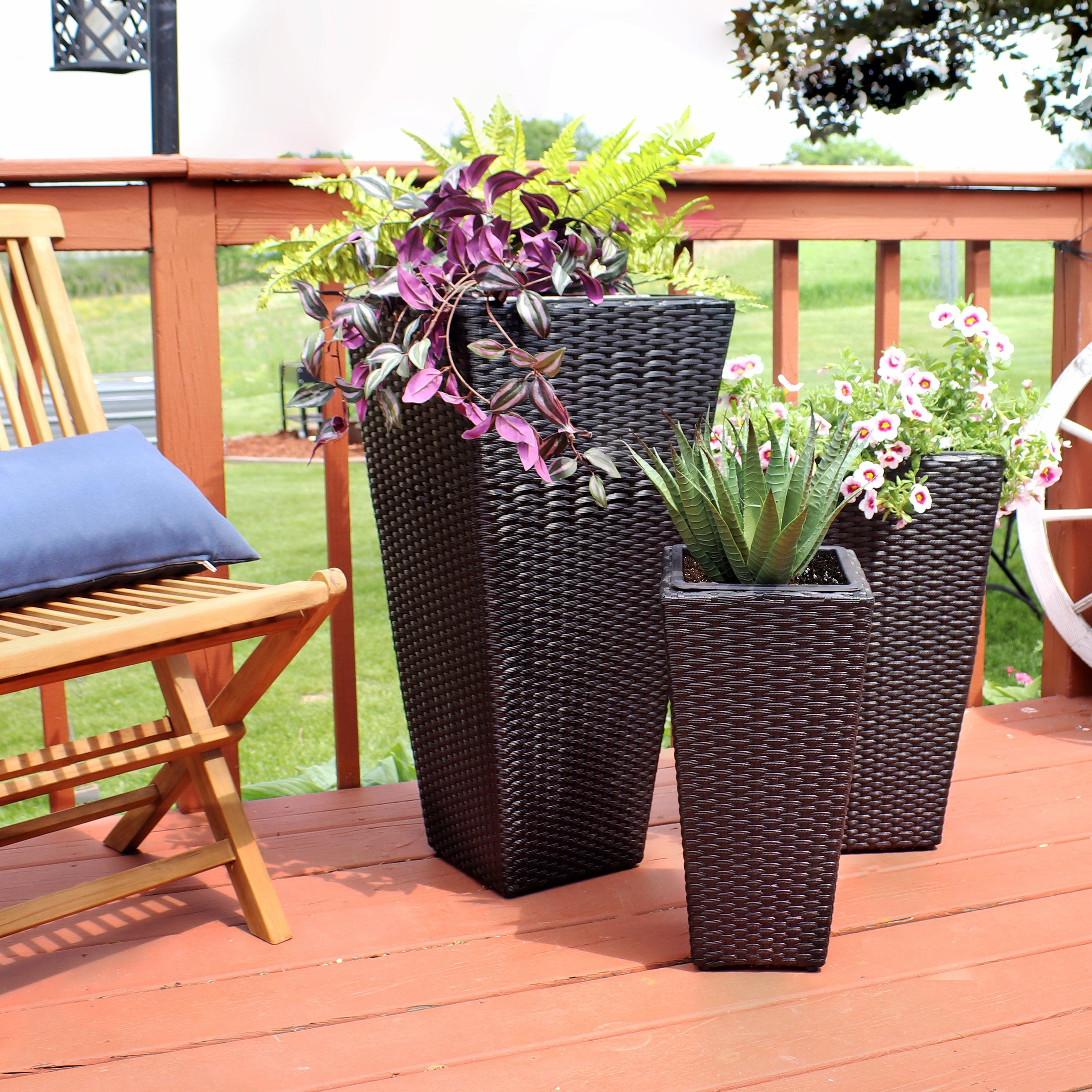 Sunnydaze Polyrattan Square Tall Wicker Planter - Black - Set of 3